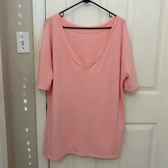 Ekouaer (Amazon) Oversized Tee and Biker Shorts Loungewear Set in Orange Pink - Picture 9 of 13